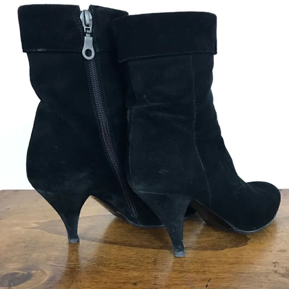 Sigerson Morrison cuffed heel boots - Picture 3 of 8